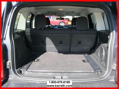Dodge Nitro 2011 photo 3