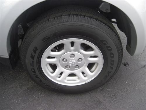 Dodge Nitro 2011 photo 2