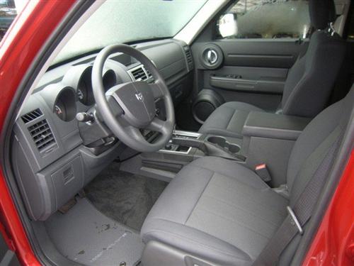 Dodge Nitro 2011 photo 1