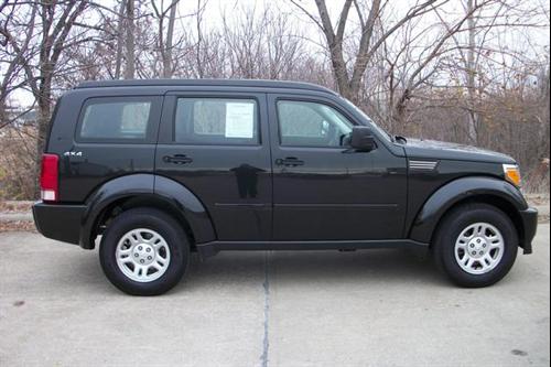 Dodge Nitro 2011 photo 5