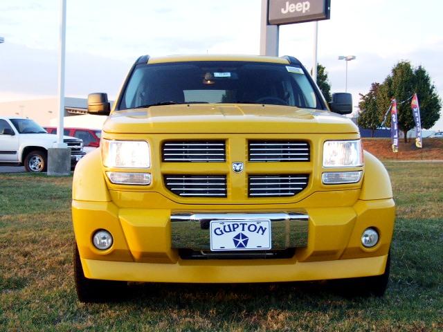 Dodge Nitro 2011 photo 1