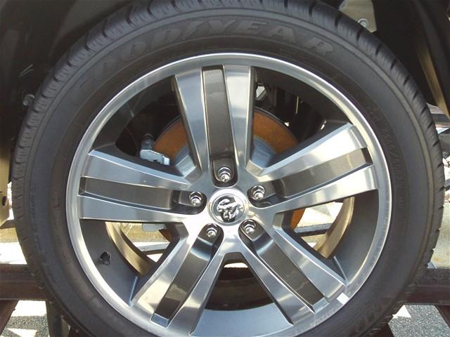 Dodge Nitro Limited DVD Gps Hemi Sport Utility