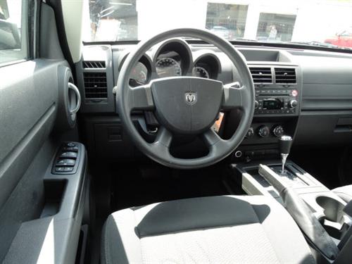 Dodge Nitro 2011 photo 3