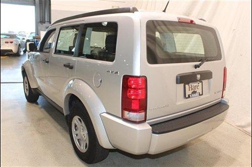 Dodge Nitro 2011 photo 2