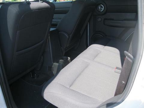 Dodge Nitro 2011 photo 1