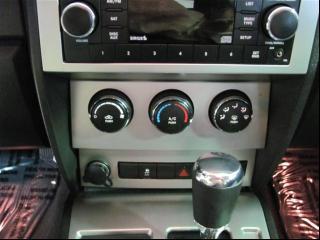 Dodge Nitro 2011 photo 2