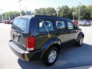Dodge Nitro 2011 photo 1