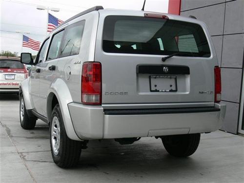 Dodge Nitro 2011 photo 1