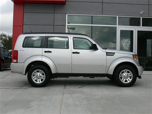 Dodge Nitro 2011 photo 3