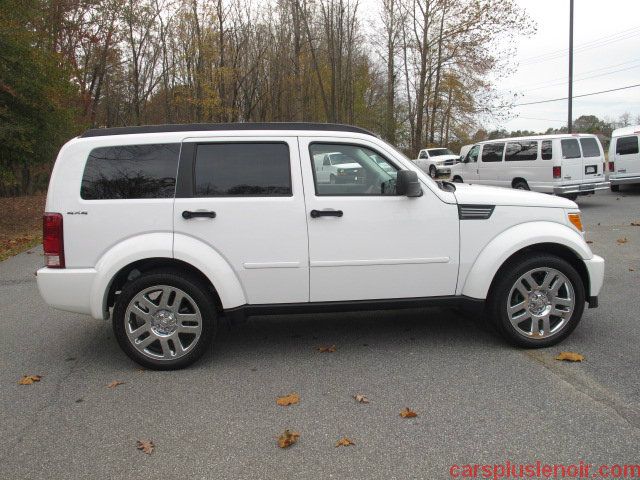 Dodge Nitro 2011 photo 1