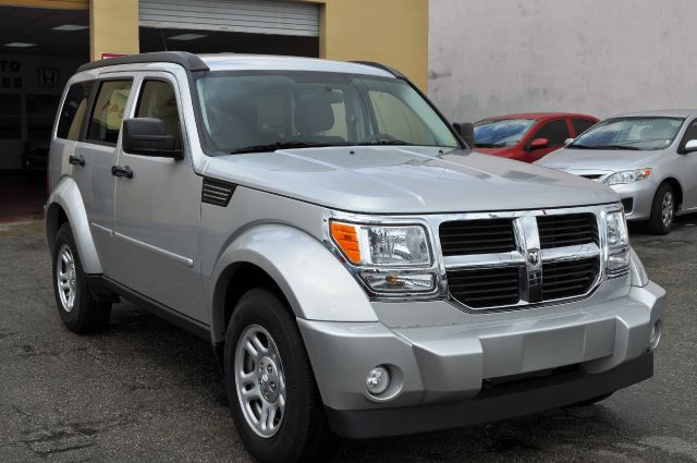 Dodge Nitro 2011 photo 2