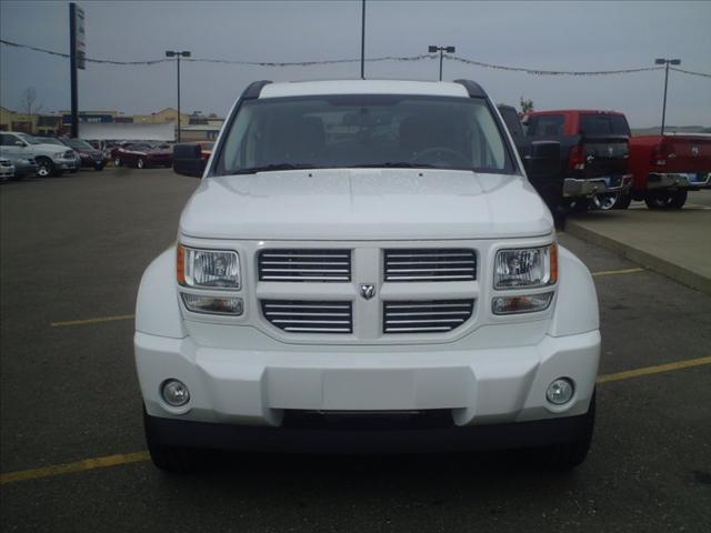 Dodge Nitro 2011 photo 4