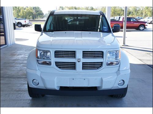 Dodge Nitro 2011 photo 2