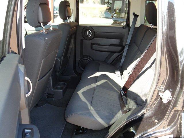 Dodge Nitro 2011 photo 3