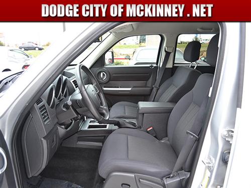 Dodge Nitro 2011 photo 4