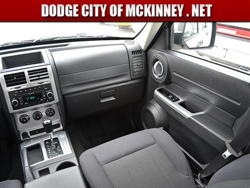 Dodge Nitro 2011 photo 5