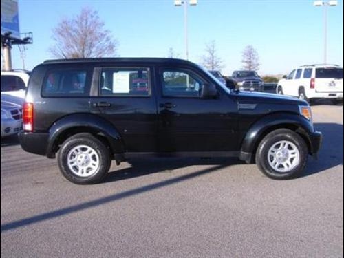 Dodge Nitro SE Other