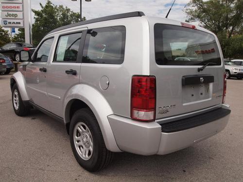 Dodge Nitro 2011 photo 1