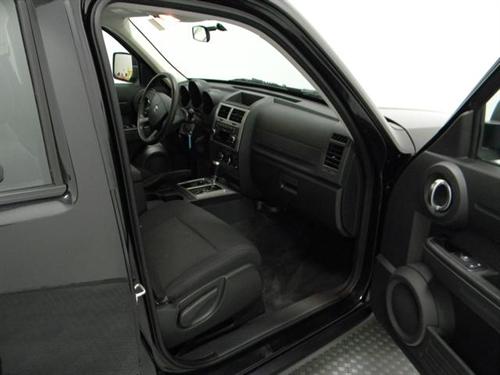 Dodge Nitro SE Other