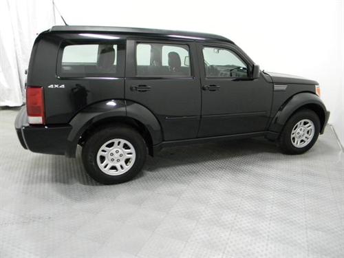 Dodge Nitro 2011 photo 2