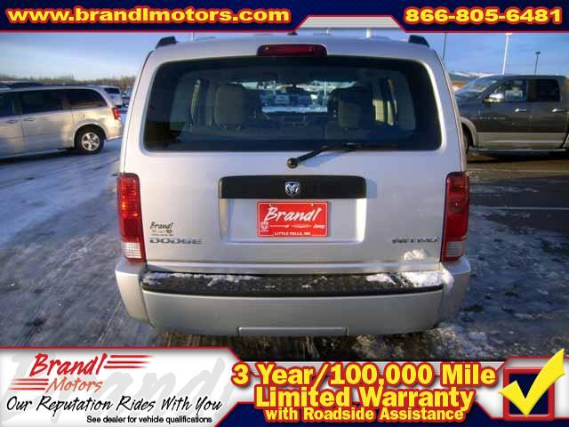 Dodge Nitro 2011 photo 2