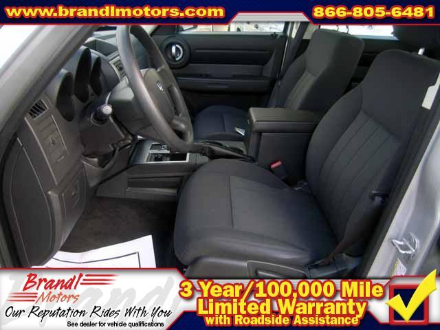 Dodge Nitro 2011 photo 4