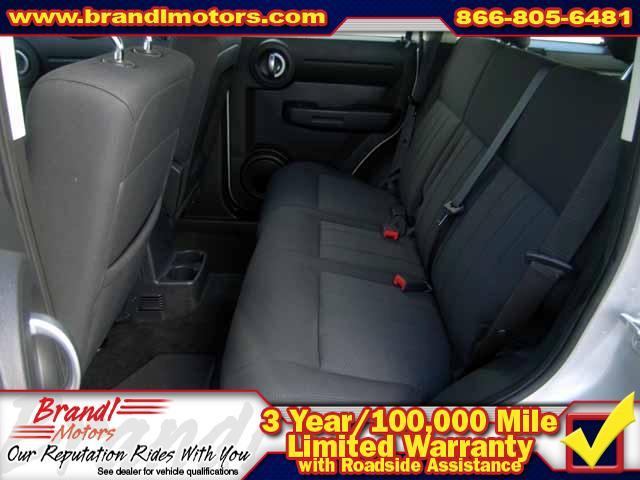 Dodge Nitro 2011 photo 5