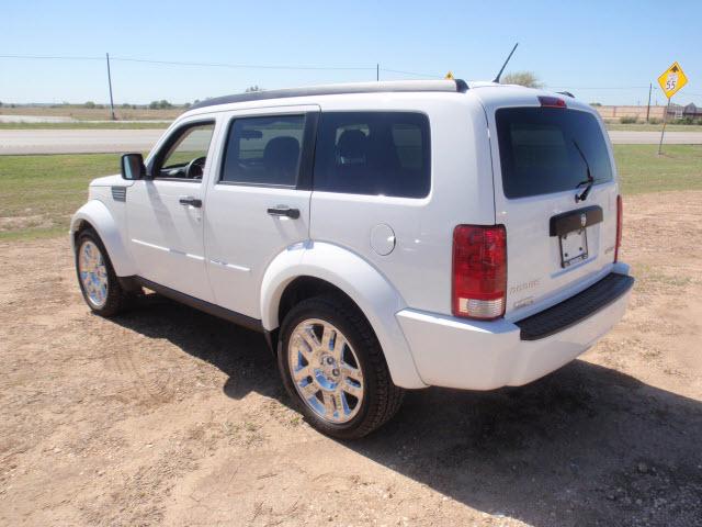 Dodge Nitro 2011 photo 3