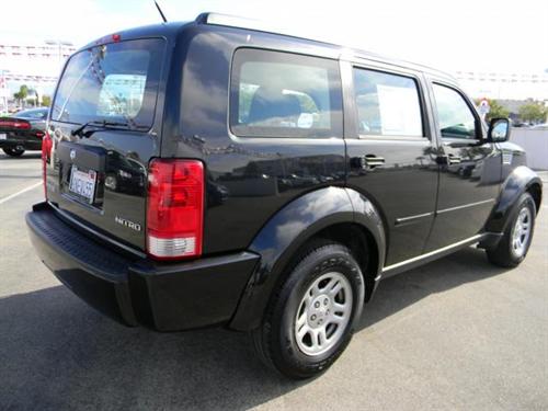 Dodge Nitro 2011 photo 5