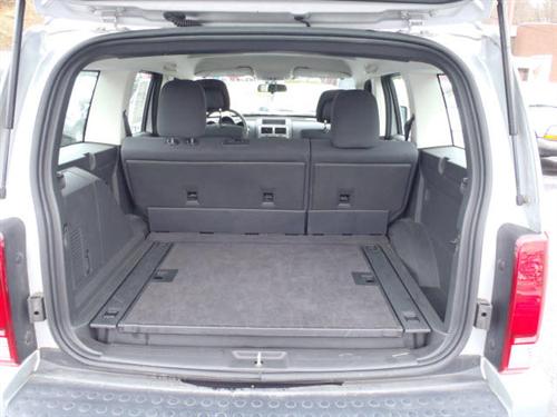 Dodge Nitro 2011 photo 1