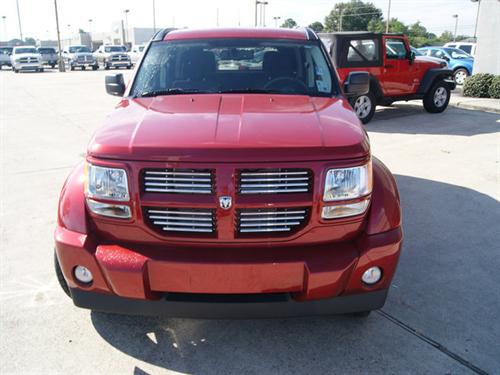 Dodge Nitro 2011 photo 2