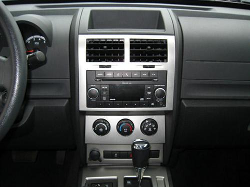 Dodge Nitro 2011 photo 1