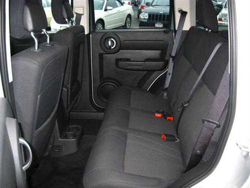 Dodge Nitro 2011 photo 3