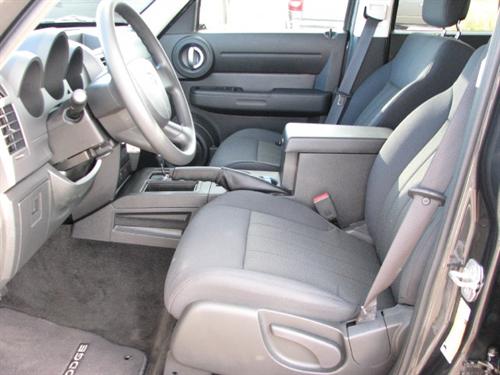 Dodge Nitro 2011 photo 1