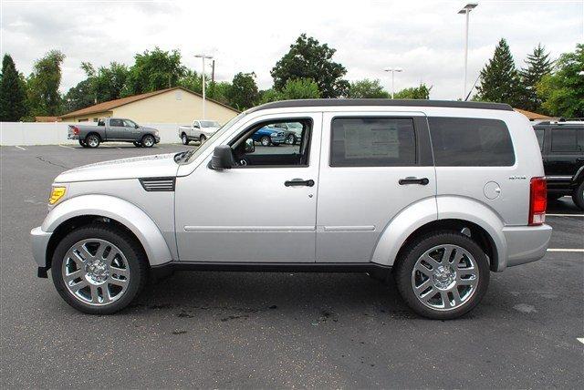 Dodge Nitro 2011 photo 2