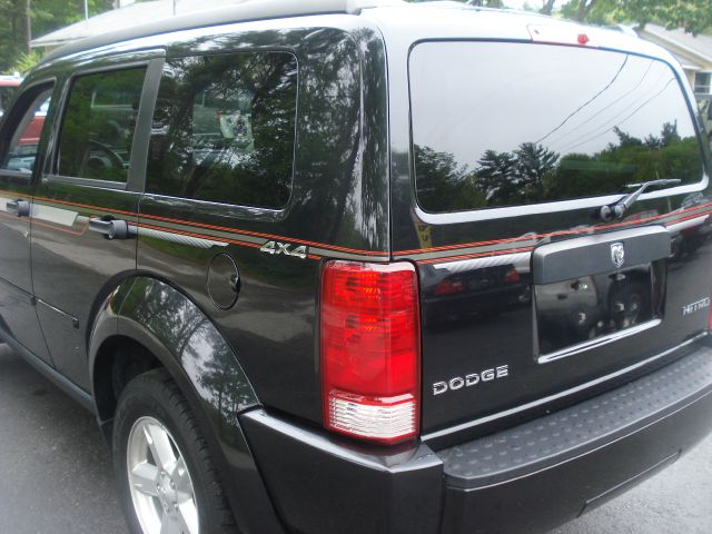 Dodge Nitro 2011 photo 11