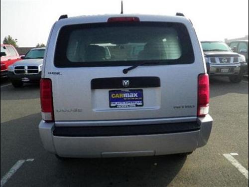 Dodge Nitro 2011 photo 3