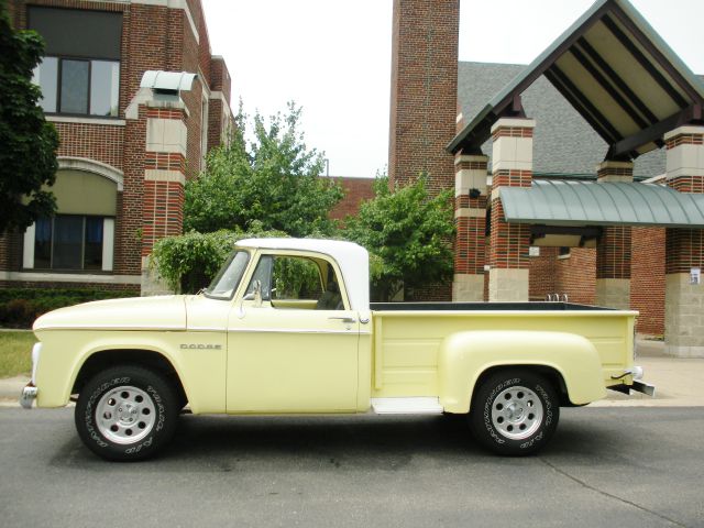 Dodge Pickup 1965 photo 1