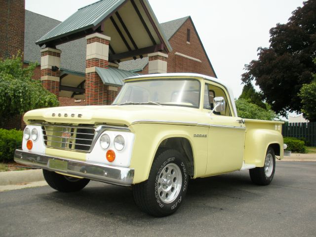 Dodge Pickup 1965 photo 4