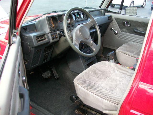 Dodge Raider 1988 photo 2