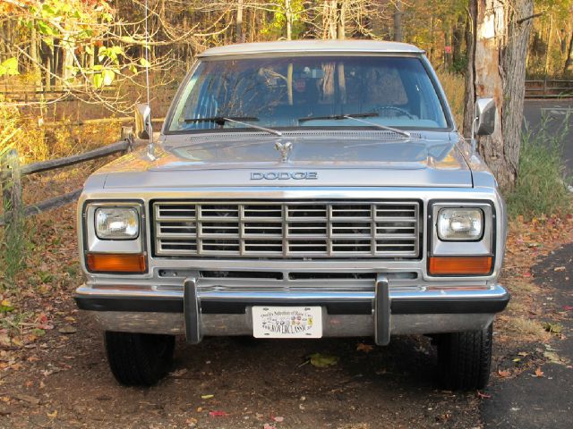 Dodge Ramcharger 1982 photo 4