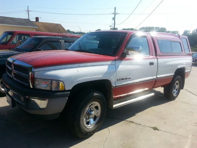 Dodge Ram 1500 1994 photo 1