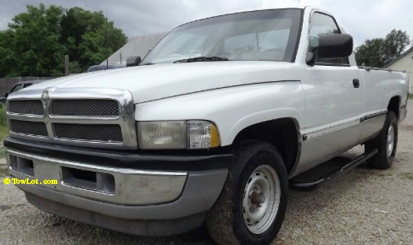 Dodge Ram 1500 1994 photo 4