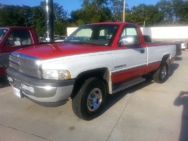 Dodge Ram 1500 1994 photo 3