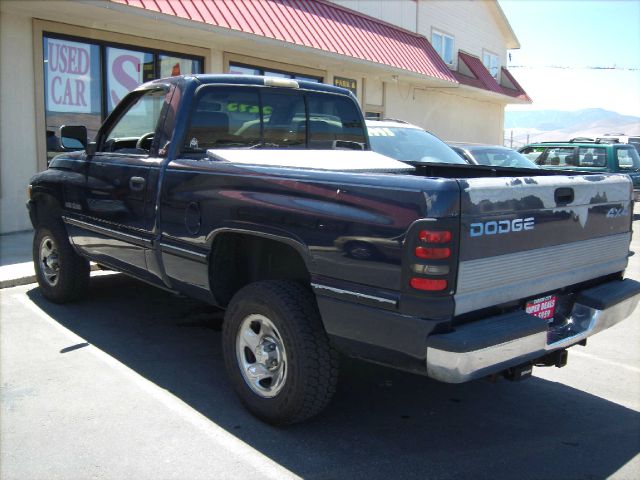 Dodge Ram 1500 1994 photo 3