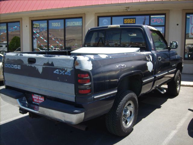 Dodge Ram 1500 1994 photo 4