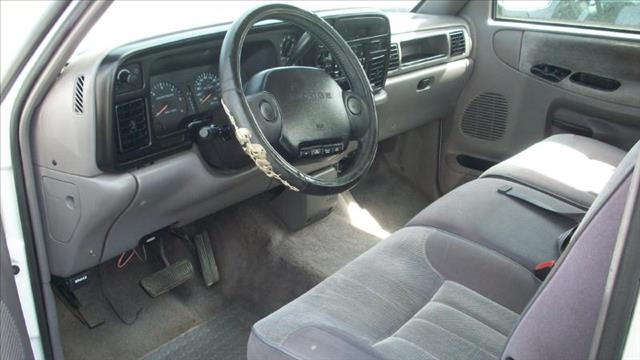 Dodge Ram 1500 1995 photo 3