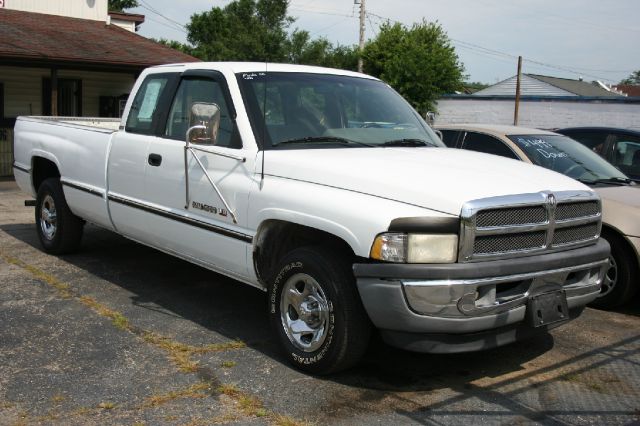 Dodge Ram 1500 1995 photo 2