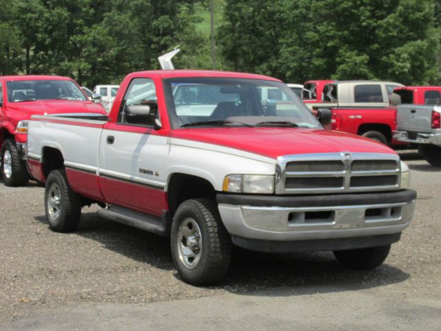 Dodge Ram 1500 1995 photo 4