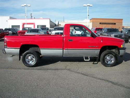 Dodge Ram 1500 1995 photo 3